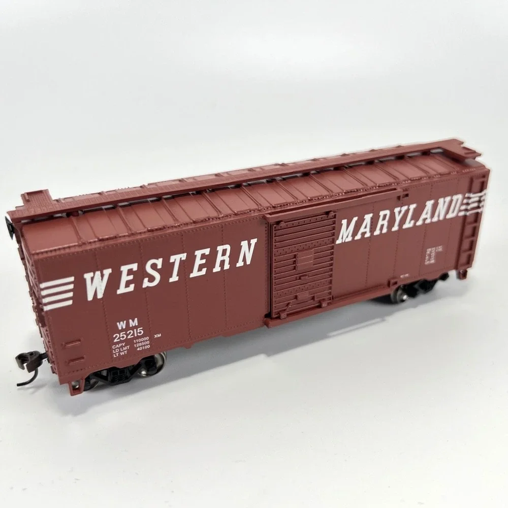 Bachmann Silver Series 17037‎ HO Western Maryland  40' Boxcar - Boxed, Excellent